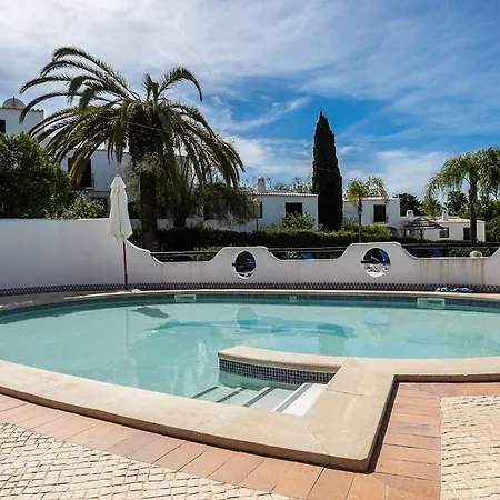 In Sao Rafael Албуфейра