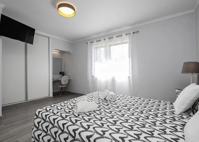 In Sao Rafael Αλμπουφέιρα